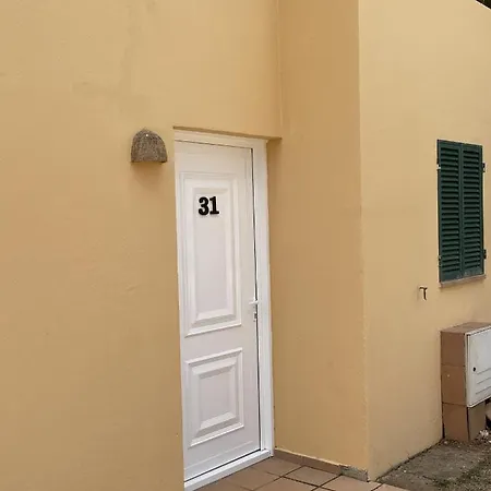 Apartament Pueblo Menorquin 31 By Mauter Villas Lejlighed Cala en Bosc